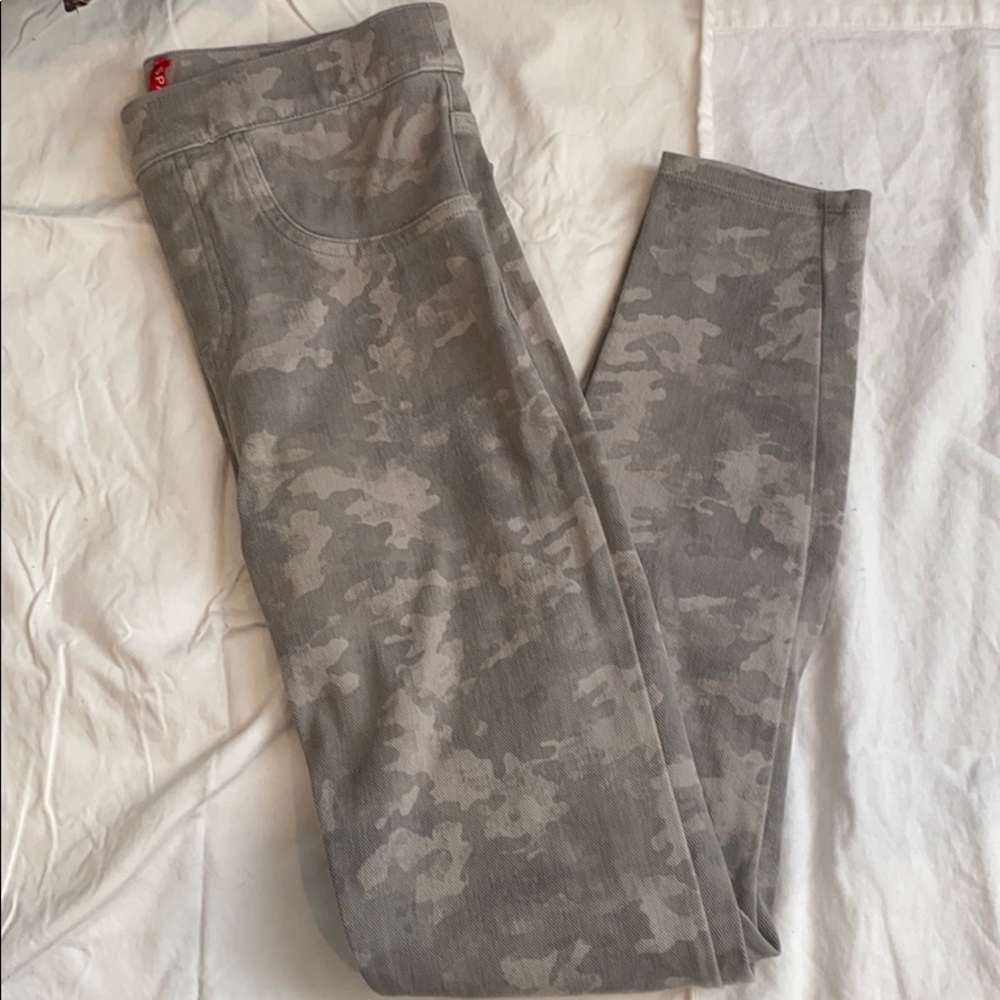 Spanx camo jegging
